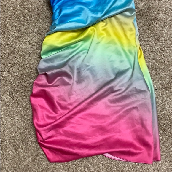 Bella Hadid Fyodor Golan Custom Rainbow Dress - Picture 7 of 14